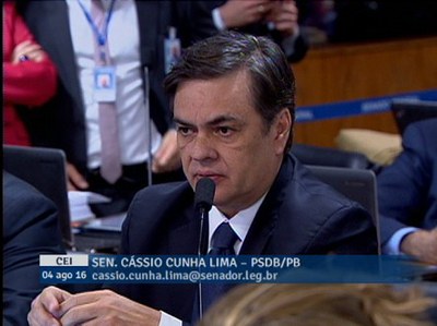 Cassio, em nome do PSDB, diz que Senado cumprirá a lei e a Constituição ao afastar Dilma