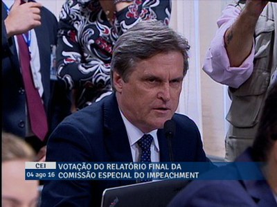Dário Berger diz que povo quer mudança, já que Dilma perdeu o apoio do Congresso e da sociedade