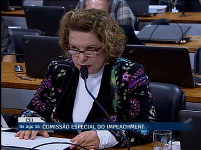 Orçamento público não pode prometer mais do que consegue entregar, aponta Lúcia Vânia (PSB-GO)