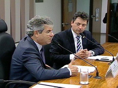 Deputado Sérgio Souza apresenta relatório anual das atividades desenvolvidas pela comissão