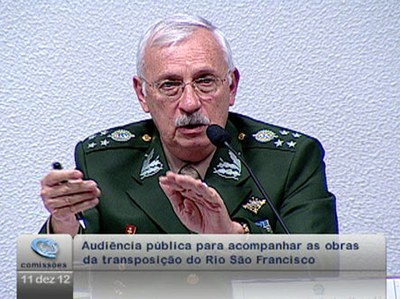 Exército participa do projeto de integração das bacias do rio S. Francisco (reapresentação)