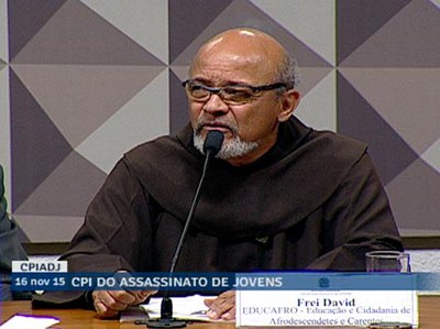 Frei David (Educafro) registra estatísticas de mortes de jovens negros