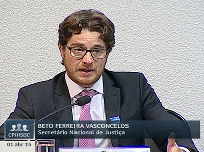 Beto Ferreira enfatiza que o combate à corrupção deve ser feito de forma articulada 
