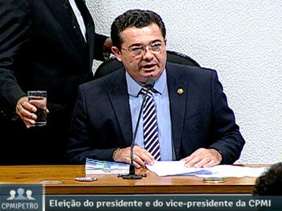 Vital do Rêgo, eleito presidente da CPI Mista, dá início aos trabalhos da comissão