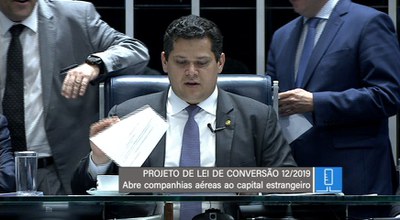 MP das Aéreas, aprovada pelo Senado, admite capital estrangeiro e prevê franquia de bagagem