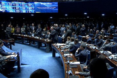 Reforma administrativa de Bolsonaro tem texto básico aprovado