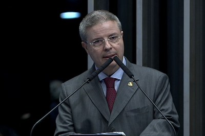 Medidas provisórias ganham novas regras de tramitação, com PEC aprovada pelo Senado