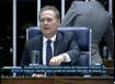 Renan responde a questões de ordem sobre modalidade de votação no caso Delcídio