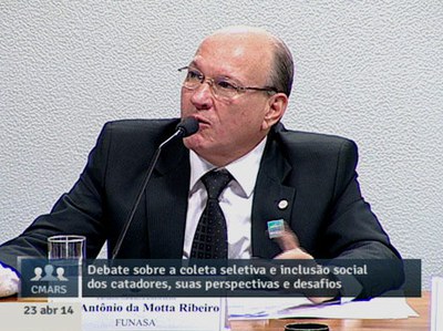 Funasa apresenta programa de apoio aos catadores