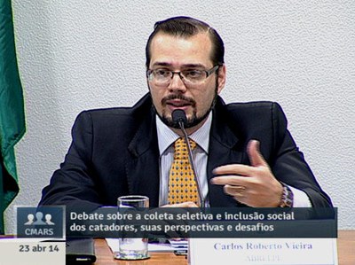 Pres. da Abrelpe analisa aspectos da Políticas Nacional de Resíduos Sólidos e seus avanços