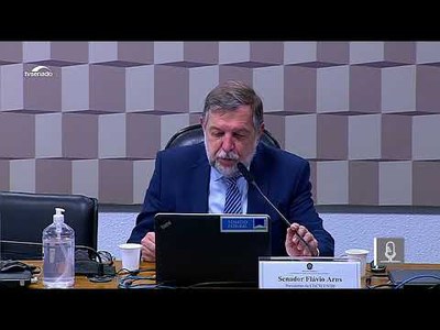 Senadores avaliam acesso à internet na rede pública de ensino