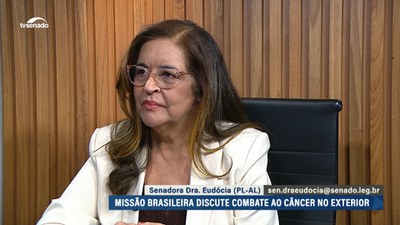 Parlamentares vão à Rússia e ao Reino Unido em busca da vacina contra o câncer.