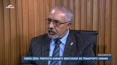 Paulo Paim destaca que a tarifa zero incentiva o transporte coletivo e reduz poluição