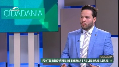 Quem tem energia solar paga conta de luz, mas economiza muito. Entenda as novas regras