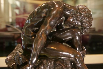 Escultura "Pensador" fazia parte do acervo do Palácio Monroe