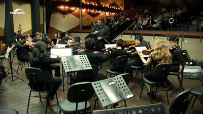 Orquestra Sinfônica da Escola de Música de Brasília executa obras de Mozart e Villa-Lobos