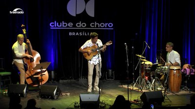 Félix Júnior: uma jornada musical pelo Brasil