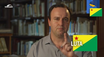 Duas cores e uma estrela estampam a bandeira do Acre