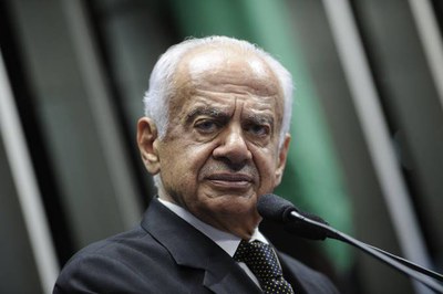 Simon - 57 Anos de Vida Política