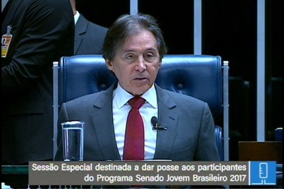 Eunício Oliveira: Jovem Senador é um programa virtuoso
