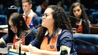Conheça o projeto Jovem Senador