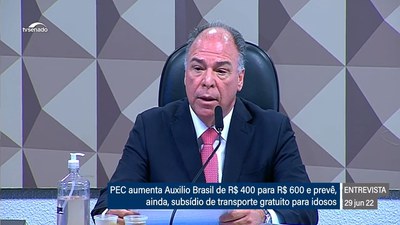 Relatório de PEC inclui aumento do auxílio Brasil e do vale-gás e ajuda caminhoneiro