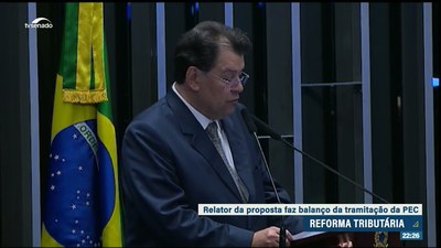 'Primeira em regime democrático', diz Eduardo Braga sobre aprovação da reforma tributária