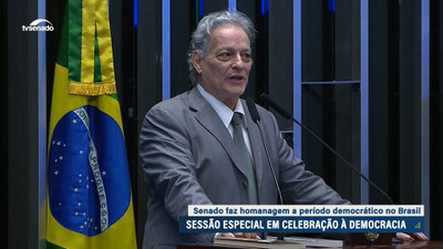 Senado faz sessão especial para homenagear período democrático no Brasil