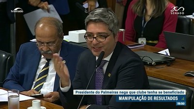 Presidente do Palmeiras critica denúncias de John Textor