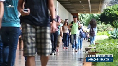 CDH aprova ações para incentivar ingresso de idosos em universidades
