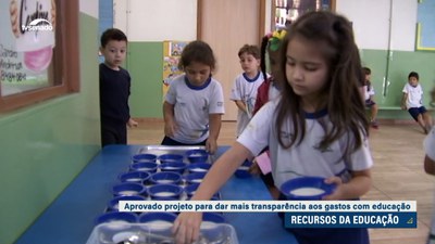 Senadores aprovam projeto de transparência pública na educação