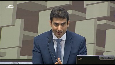 Projeções de crescimento podem ser recalculadas conforme o andamento da economia, diz Galípolo