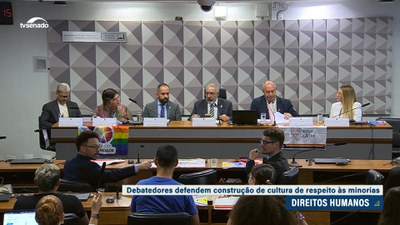 Debatedores pedem respeito a direitos humanos e das pessoas LGBTQIA+