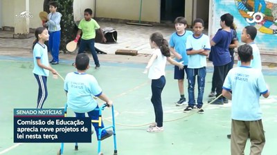 Comissão de Educação pode votar prova prática para intérpretes de Libras