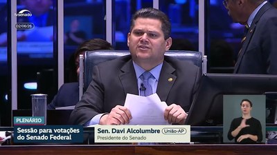 Fim da Escala 6x1 não irá diretamente ao Plenário, afirma Davi