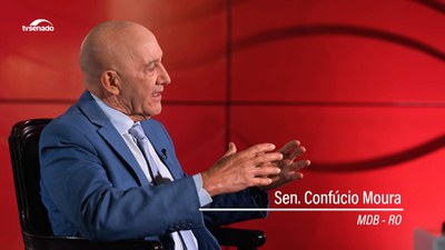 Confúcio Moura propõe restrições à publicidade em jogos on-line para crianças