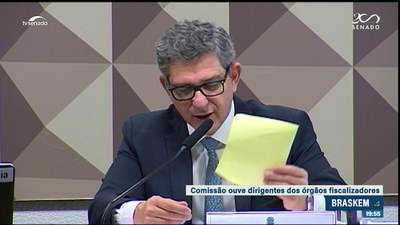 Edição da noite: Pacheco repercute "fake news" e Senado aprova escola em tempo integral