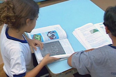 O que os Poderes podem fazer para melhorar a saúde, educação e saneamento no Brasil?