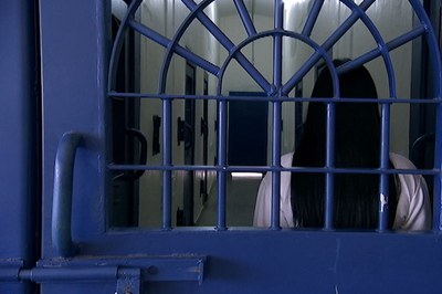 Menores infratoras: como vivem as adolescentes que estão em conflito com a lei?