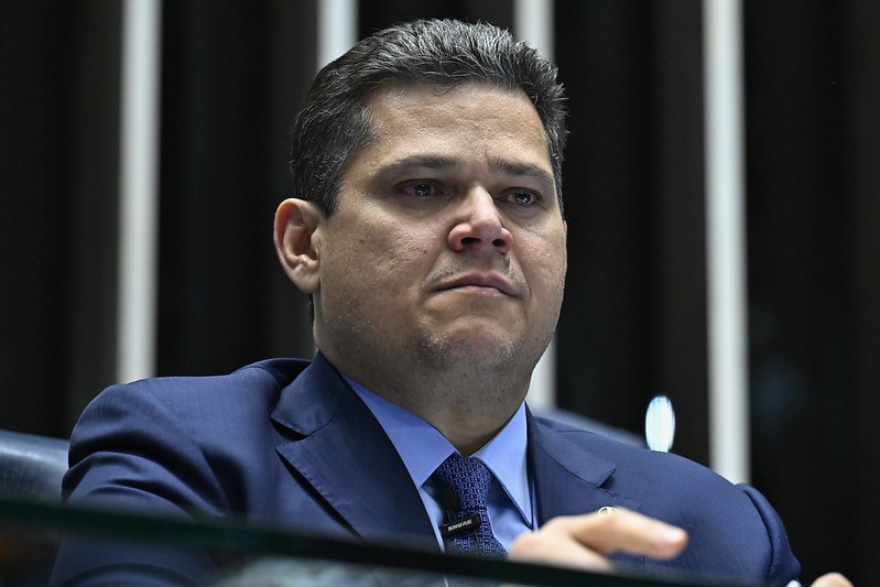 Davi: vamos ajudar a sociedade a se proteger da desinformação